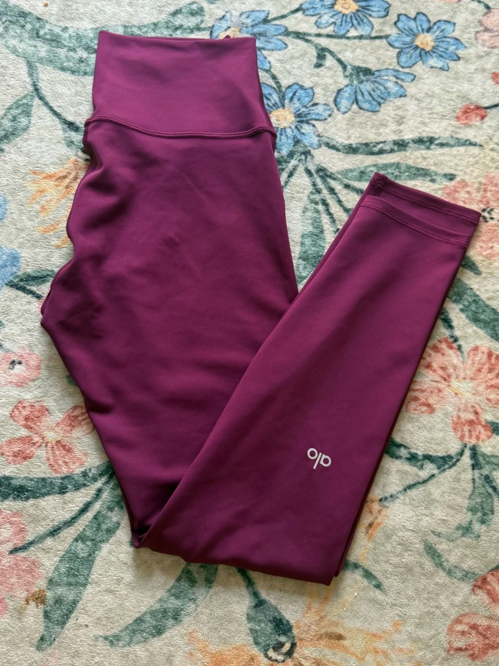 ALO Yoga Kids Plum Leggings - Deep Berry Active Bottoms - Picture 1 of 1